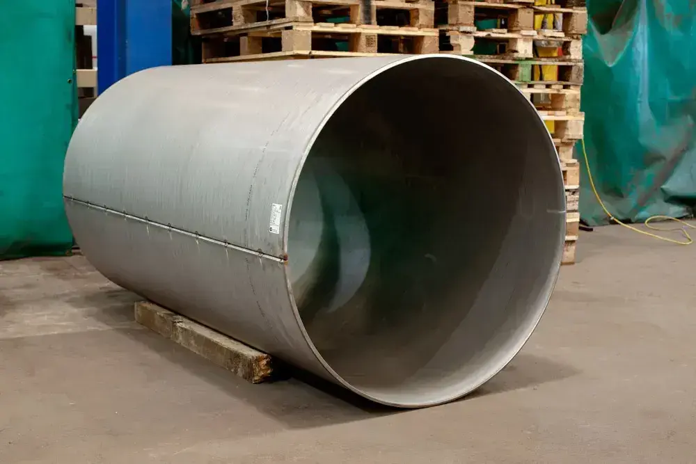 Large pipe section made from ste